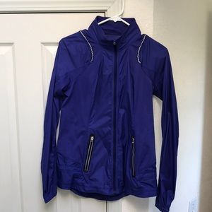 LULULEMON Jacket. Size 8. Rarely worn- Like New.